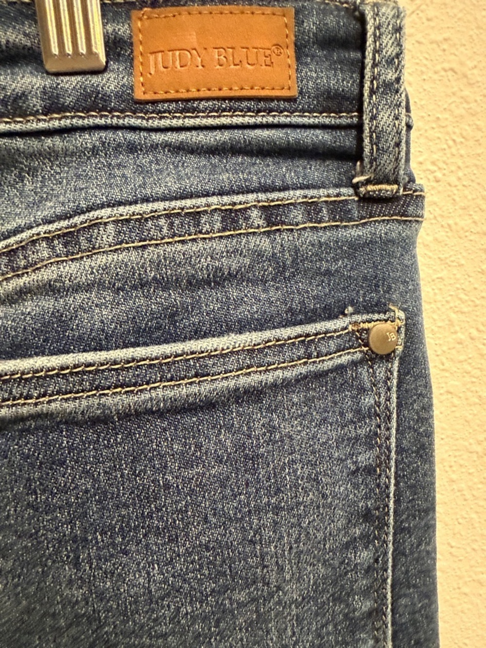 Judy Blue Medium Blue High-Rise Skinny Jeans - Picture 3 of 4